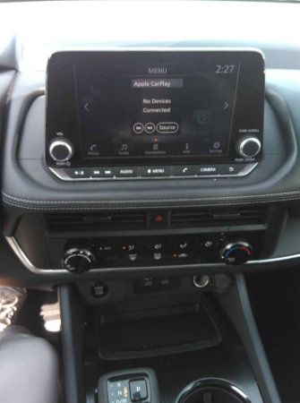 Used 2025 Nissan Rogue S AWD/4WD image 3