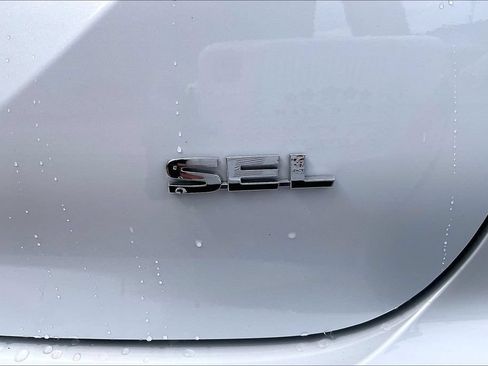 Used 2024 Mitsubishi Outlander SEL AWD/4WD image 8