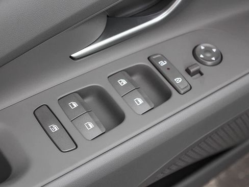New 2026 Hyundai Elantra SEL Sport FWD image 27