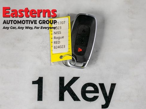 Used 2023 Nissan Rogue S AWD/4WD image 24
