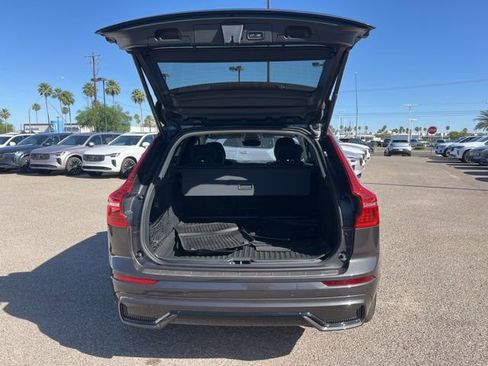 Used 2023 Volvo XC60 B5 Ultimate AWD/4WD image 27