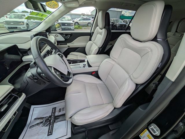 Used 2026 Lincoln Aviator Reserve w/ Luxury Package AWD/4WD image 7
