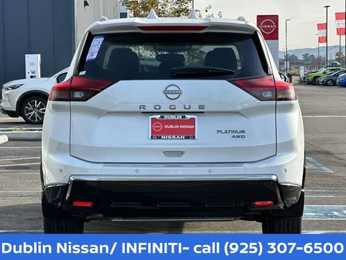 New 2026 Nissan Rogue Platinum w/ Tech Package AWD/4WD image 5