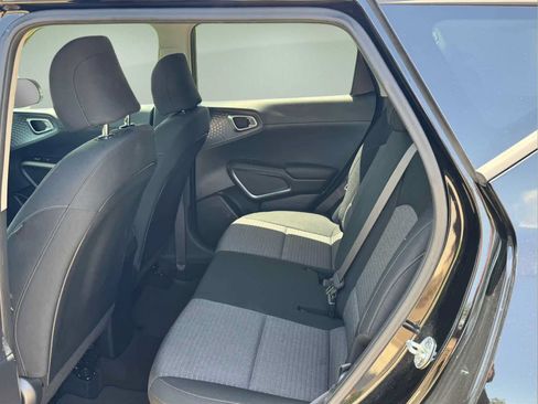 Used 2021 Kia Soul S FWD image 28