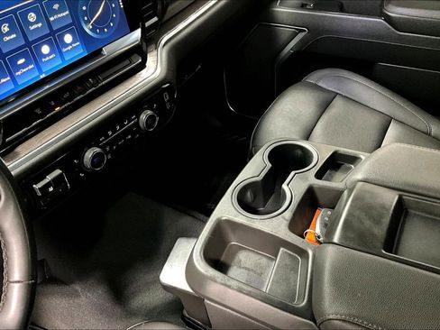 Certified 2024 Chevrolet Silverado 2500 LTZ image 17