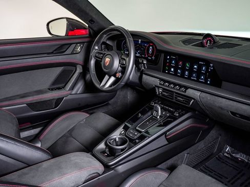 Certified 2025 Porsche 911 Carrera GTS RWD image 14
