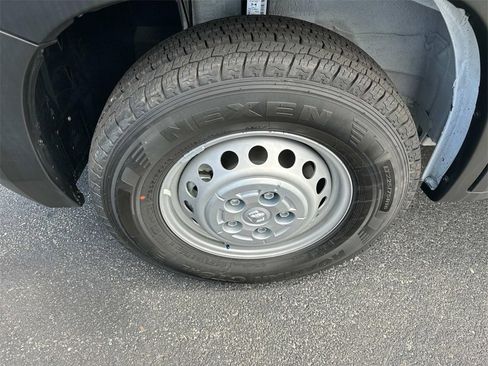 New 2024 RAM ProMaster 3500 w/ Convenience Group image 11