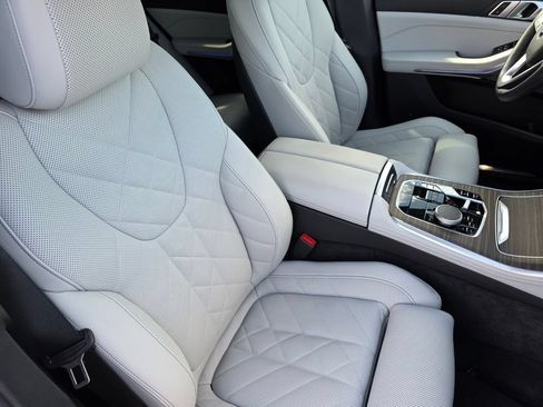 Certified 2025 BMW X5 xDrive40i w/ Premium Package AWD/4WD image 26