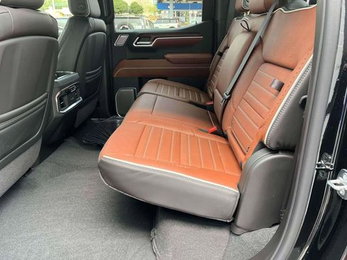 New 2026 GMC Sierra 1500 Denali Ultimate AWD/4WD image 17