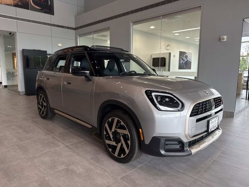 Used 2025 MINI Cooper Countryman S AWD/4WD image 4
