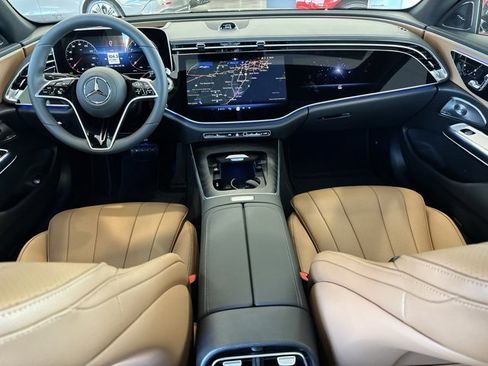 New 2026 Mercedes-Benz E 350 4MATIC Sedan image 21