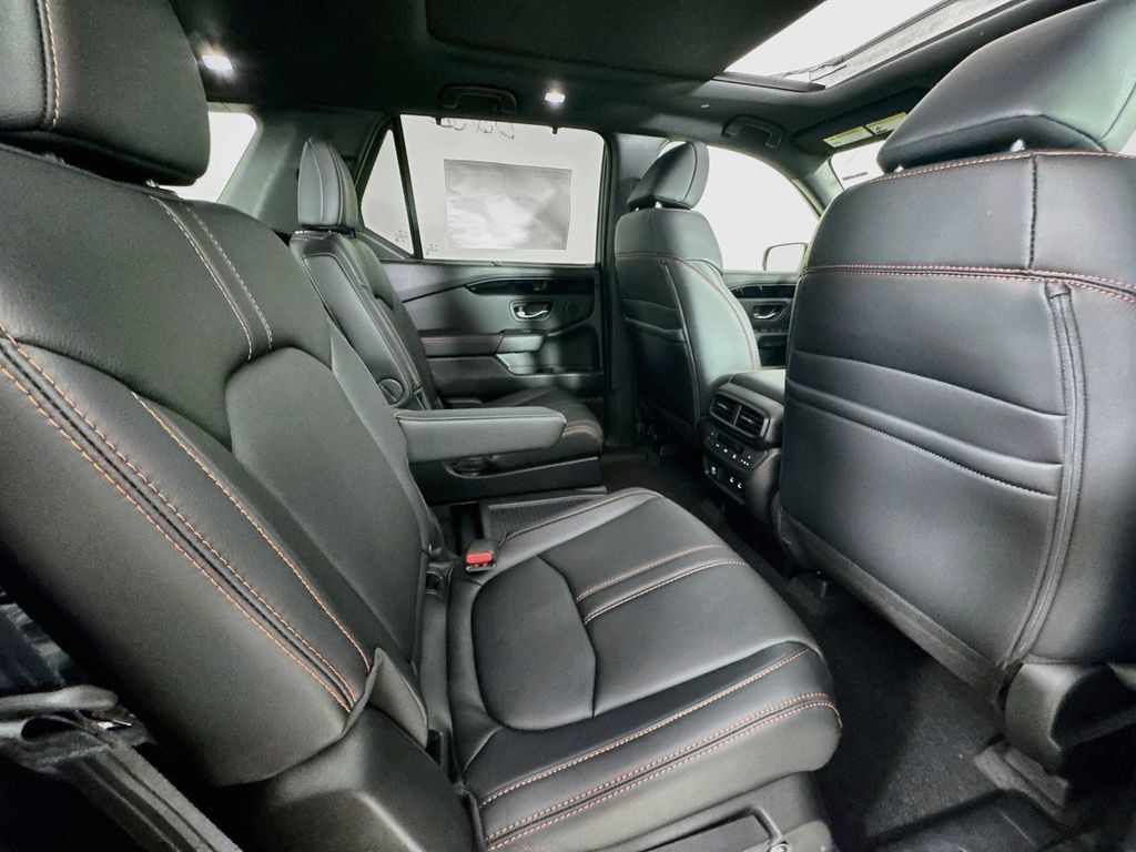 New 2026 Honda Pilot TrailSport image 35