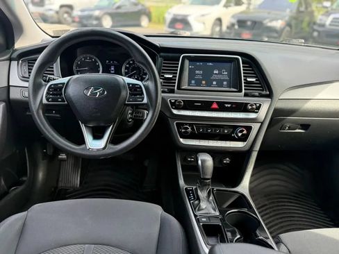 Used 2019 Hyundai Sonata SE FWD image 15