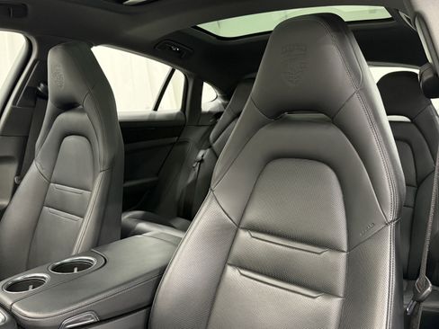 Certified 2022 Porsche Panamera 4S image 5