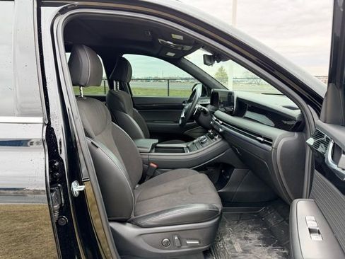Used 2025 Hyundai Palisade Calligraphy image 11