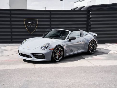 Used 2024 Porsche 911 Targa 4S w/ Premium Package image 5
