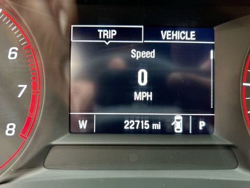 Used 2024 Chevrolet Trax RS FWD image 18