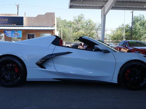 Used 2022 Chevrolet Corvette Stingray Preferred Conv w/ Z51 Performance Package RWD image 2