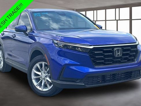 Used 2025 Honda CR-V EX image 3