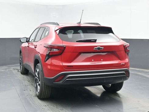 New 2026 Chevrolet Trax RS w/ Sunroof Package FWD image 12