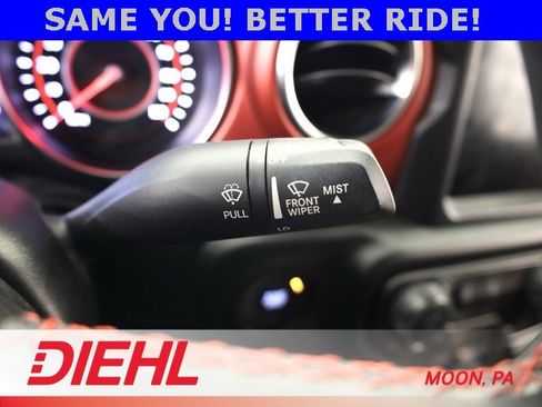 Used 2022 Jeep Wrangler Unlimited Rubicon w/ LED Lighting Group image 30