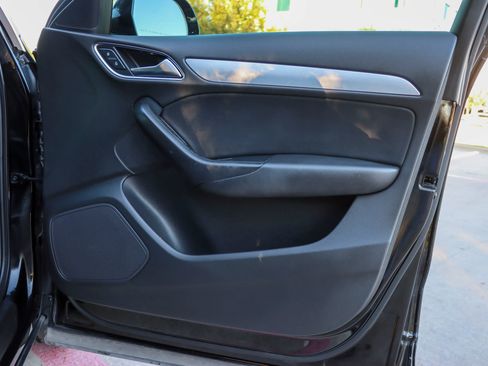 Used 2015 Audi Q3 2.0T Premium Plus w/ Driver Assistance Package image 10