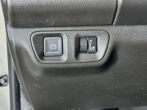 Certified 2019 GMC Acadia SLE w/ Driver Alert Package I FWD image 10
