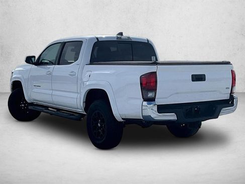 Used 2021 Toyota Tacoma SR5 RWD image 13