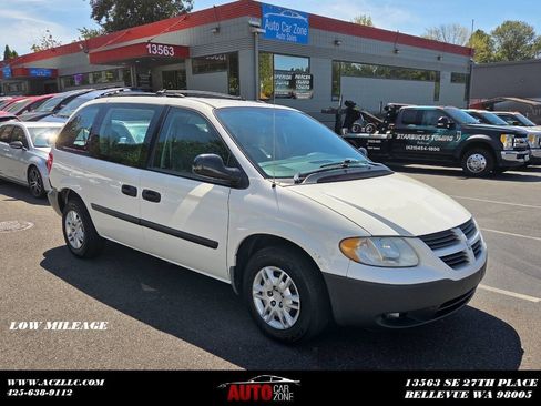 Used 2005 Dodge Caravan SE w/ Popular Equipment Group FWD image 1