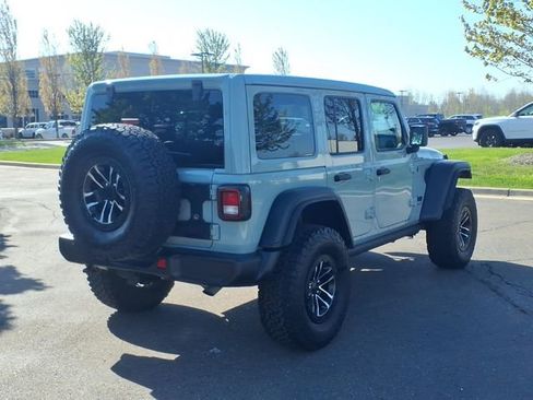 Used 2024 Jeep Wrangler Unlimited Sport AWD/4WD image 4
