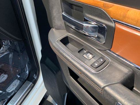 Used 2017 RAM 1500 Laramie Longhorn AWD/4WD image 43