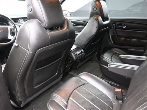 Used 2017 GMC Acadia Limited SLT image 12