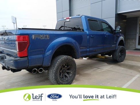 Used 2022 Ford F250 Lariat w/ Black Appearance Package image 6