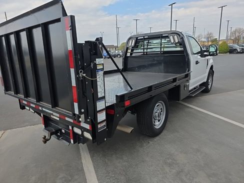 Used 2022 Ford F350 XL w/ Power Equipment Group image 5