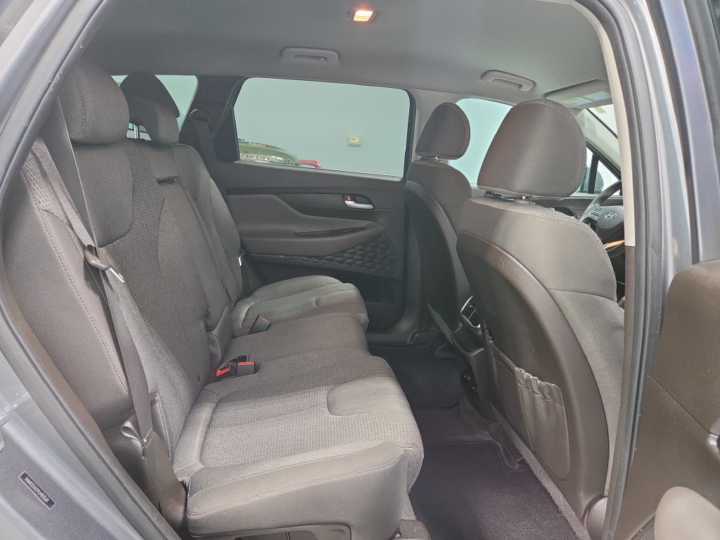Used 2020 Hyundai Santa Fe SEL w/ Cargo Package FWD image 14
