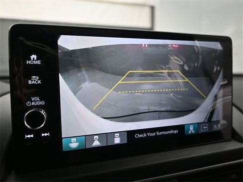 New 2025 Honda Pilot Touring image 27