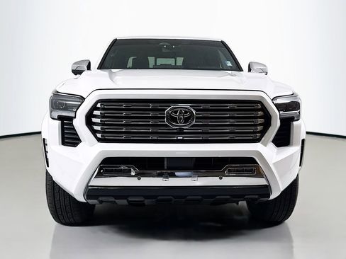 Used 2024 Toyota Tacoma Limited w/ Limited Package (LT) AWD/4WD image 2