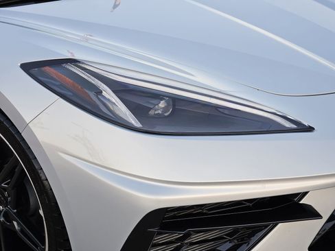 Used 2024 Chevrolet Corvette Stingray Preferred Cpe w/ Stealth Interior Trim Package image 12