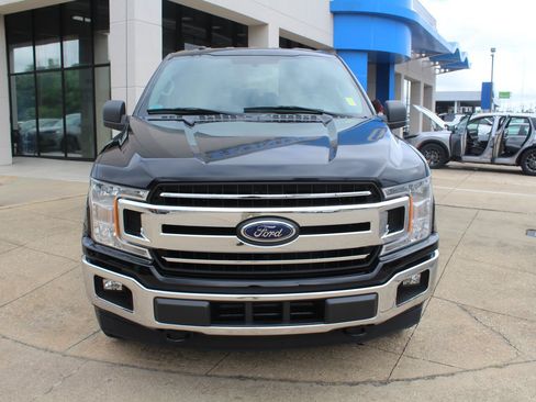 Used 2018 Ford F150 XLT AWD/4WD image 2