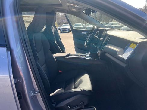 New 2026 Volvo XC60 B5 Plus w/ Protection Package Premier AWD/4WD image 24