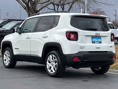 Used 2018 Jeep Renegade Latitude w/ Popular Equipment Group image 6