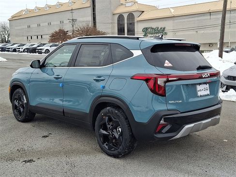 New 2026 Kia Seltos EX image 3