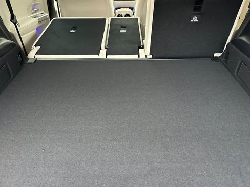 New 2026 Mercedes-Benz GLB 250 image 14