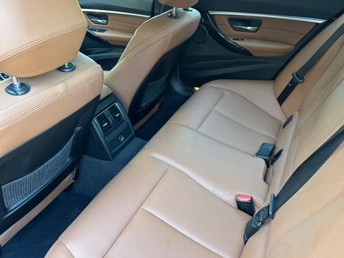 Used 2017 BMW 330i Sedan RWD image 15