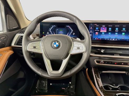 Used 2024 BMW X7 xDrive40i AWD/4WD image 24