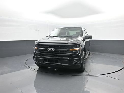 New 2026 Ford F150 XLT w/ XLT Black Appearance Package AWD/4WD image 4