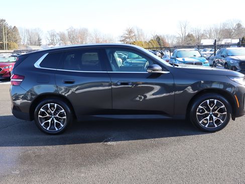Used 2025 BMW X3 xDrive30i w/ Premium Package image 4