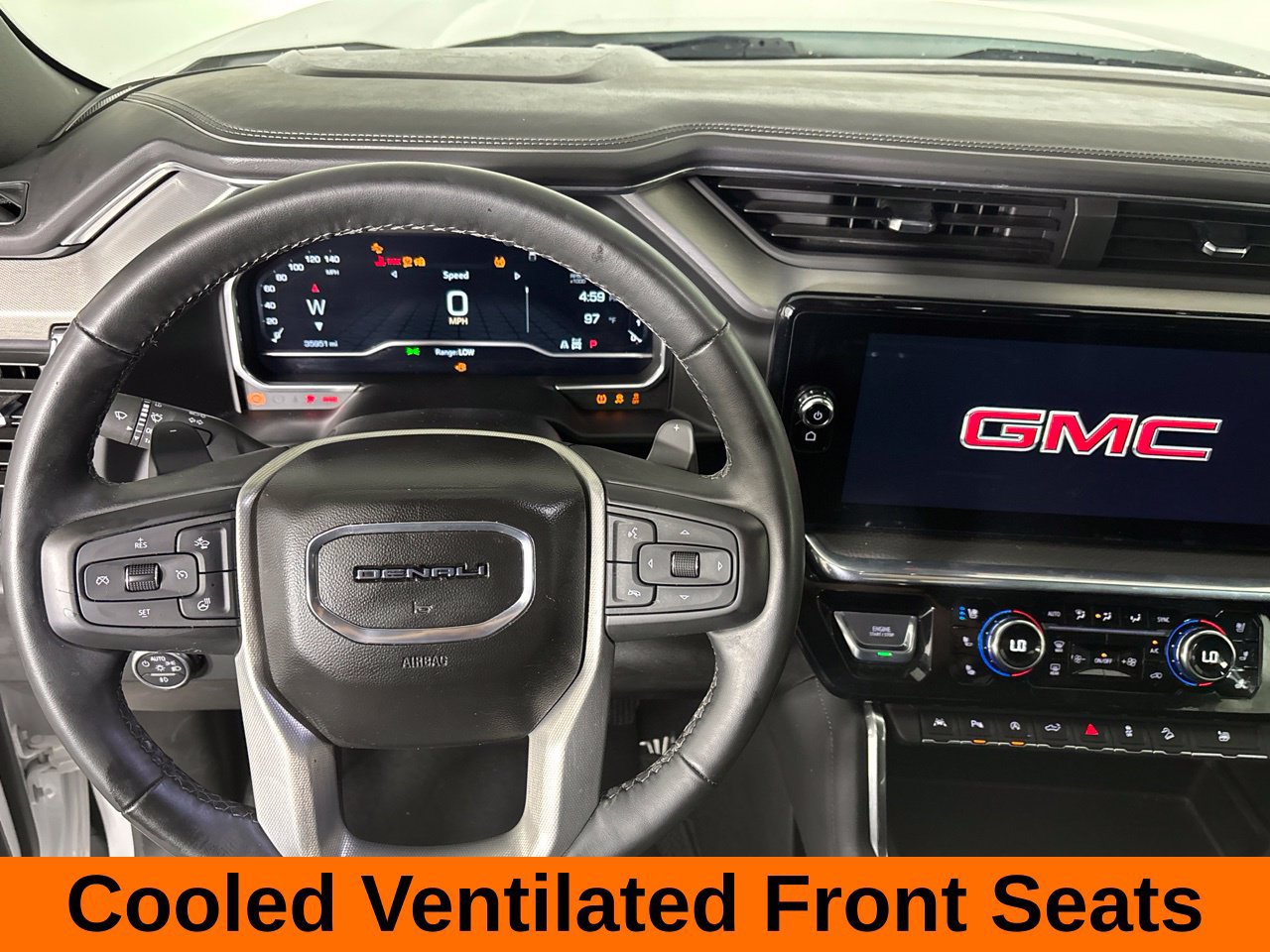 Used 2023 GMC Sierra 1500 Denali w/ Denali Reserve Package AWD/4WD image 17