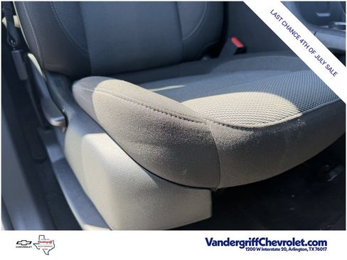 Certified 2022 Chevrolet Traverse LT FWD image 25