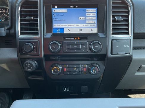 Used 2016 Ford F150 XLT w/ Equipment Group 302A Luxury AWD/4WD image 7